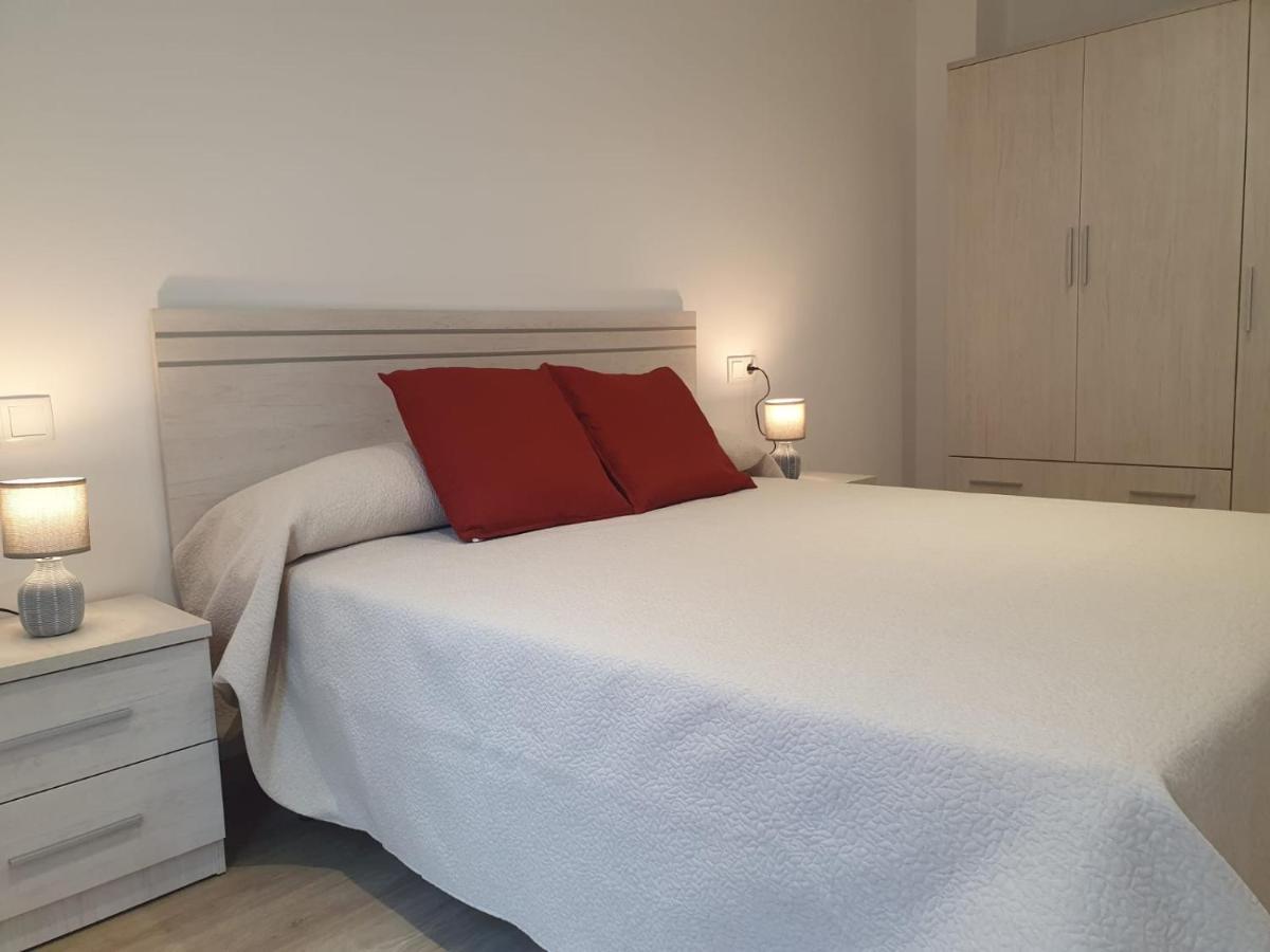 Apartamentos O Grove Centro Экстерьер фото